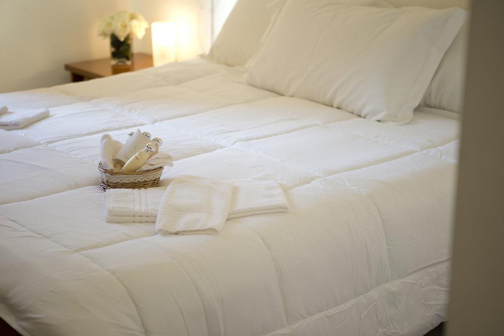 Hotel Capri Brescia Værelse billede