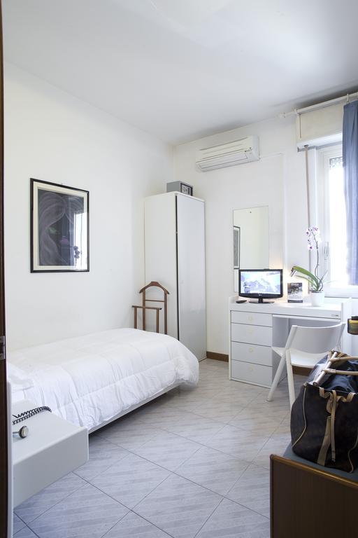 Hotel Capri Brescia Værelse billede